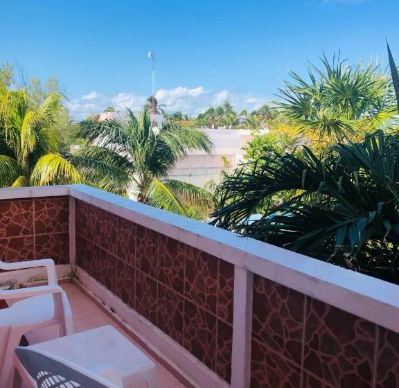 호텔 Francis Arlene Adults Only