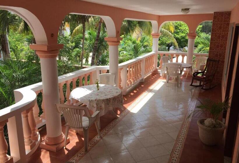 호텔 Francis Arlene Adults Only