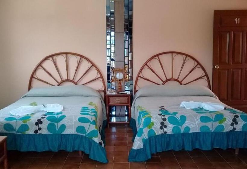 호텔 Francis Arlene Adults Only