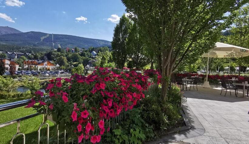 酒店 Gołębiewski Karpacz