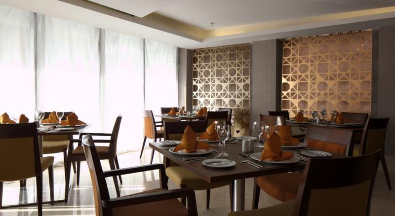 Grand Plaza Hotel   Gulf Riyadh