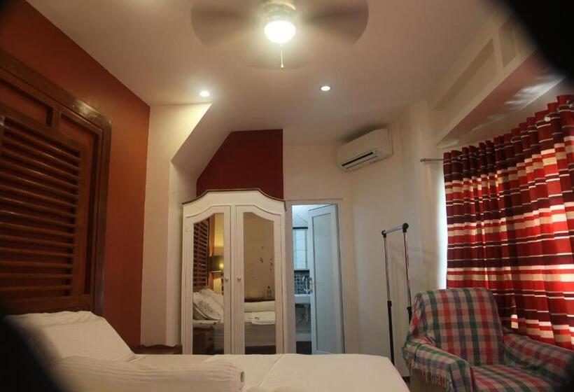 هتل Green Monkey Resort Boracay