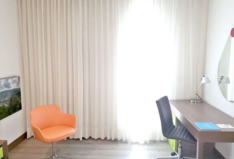 فندق Hampton By Hilton Bucaramanga