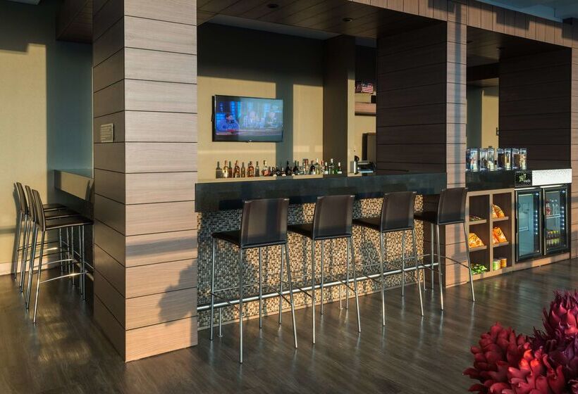 فندق Hampton By Hilton Bucaramanga