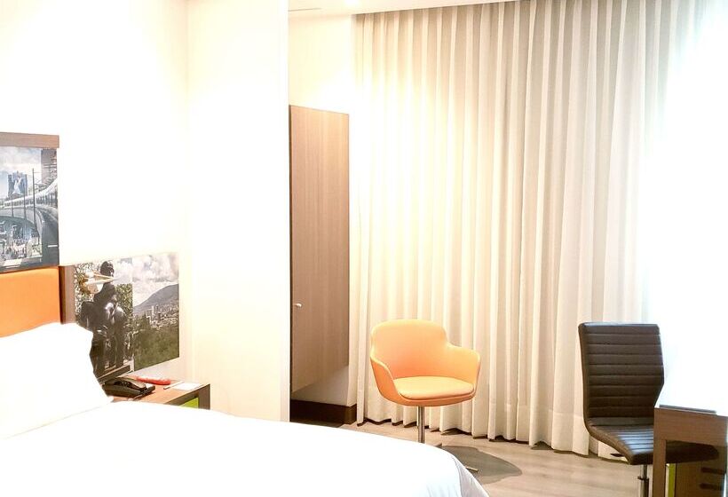 فندق Hampton By Hilton Bucaramanga