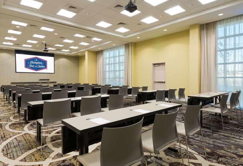 فندق Hampton Inn & Suites Tampa Airport Avion Park Westshore