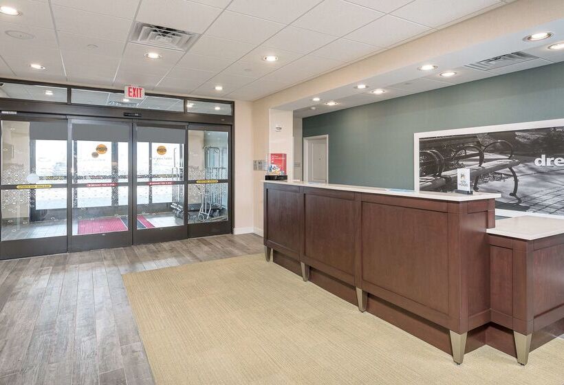 فندق Hampton Inn Boston  Westborough