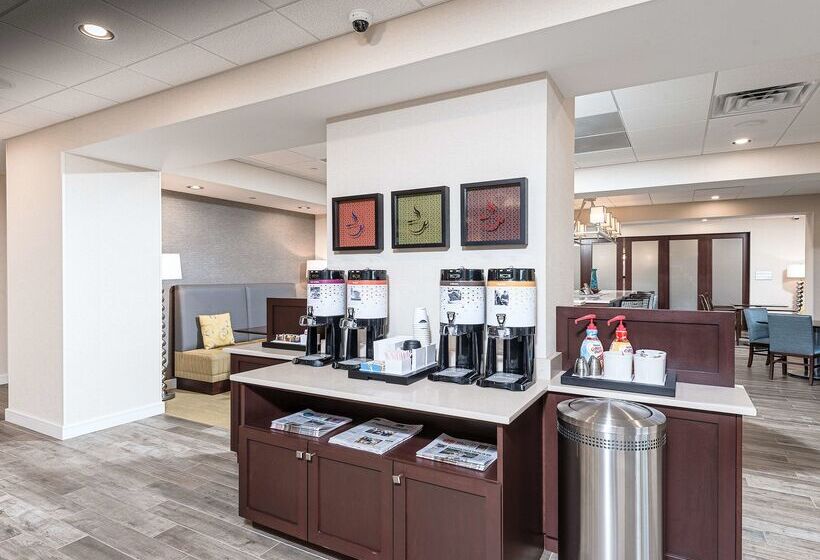 فندق Hampton Inn Boston  Westborough