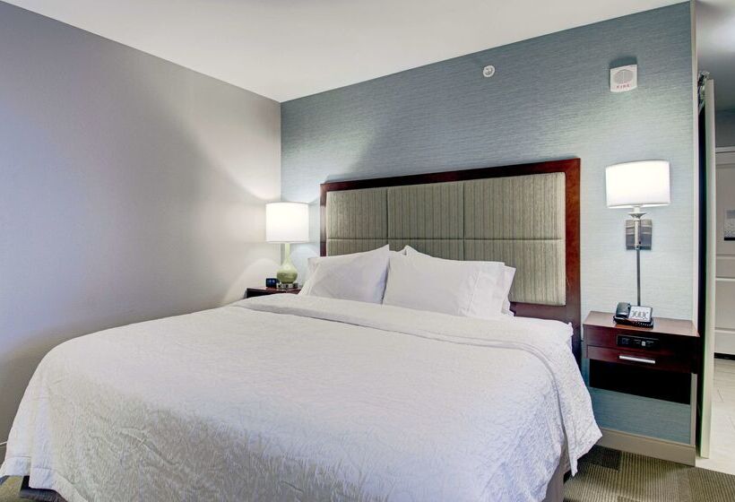 فندق Hampton Inn Boston  Westborough