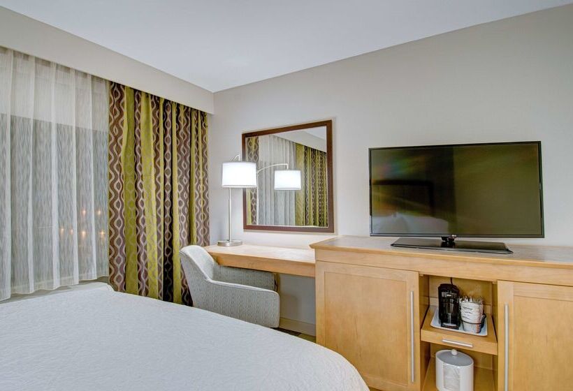 فندق Hampton Inn Boston  Westborough