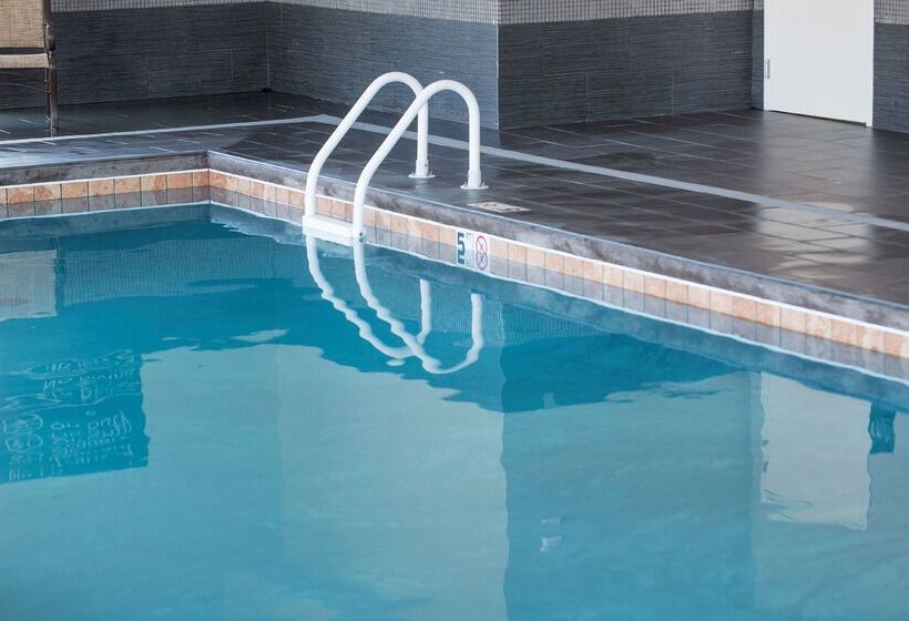 Отель Hampton Inn Mcpherson