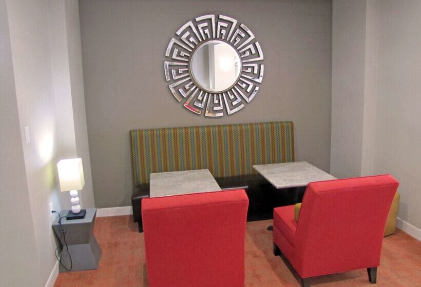 فندق Hampton Inn Mcpherson