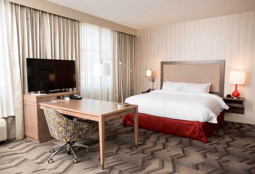 فندق Hampton Inn & Suites By Hilton Thunder Bay