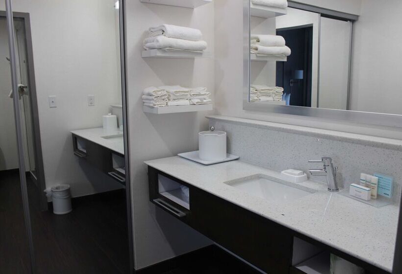 호텔 Hampton Inn & Suites Guthrie