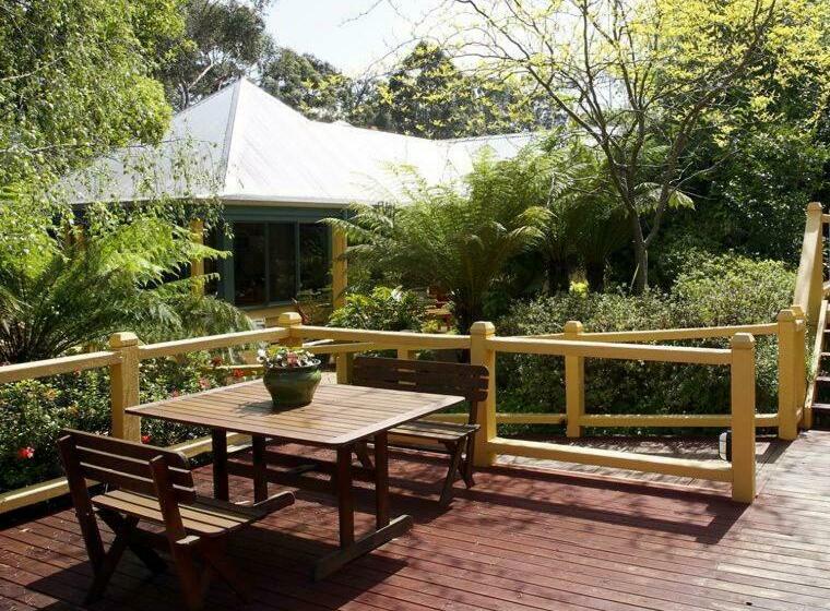 هتل Heritage Trail Lodge