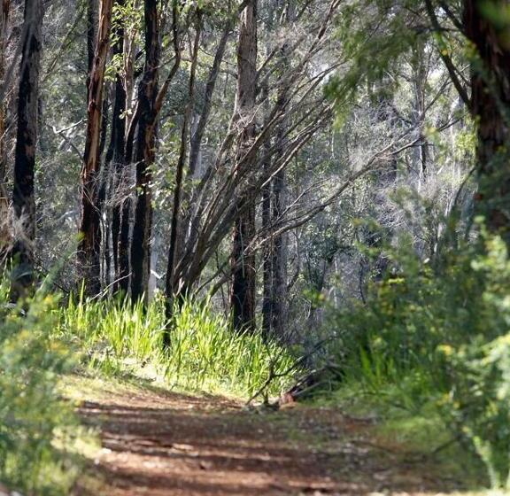 فندق Heritage Trail Lodge