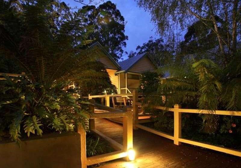 هتل Heritage Trail Lodge