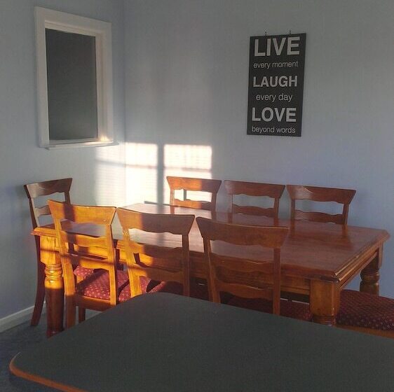 בית מלון כפרי Hobart Cabins And Cottages