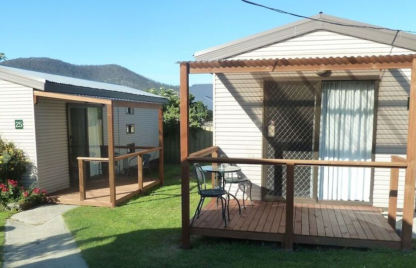 בית מלון כפרי Hobart Cabins And Cottages