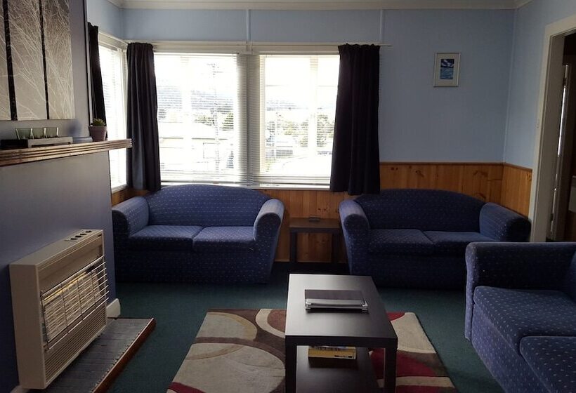 בית מלון כפרי Hobart Cabins And Cottages