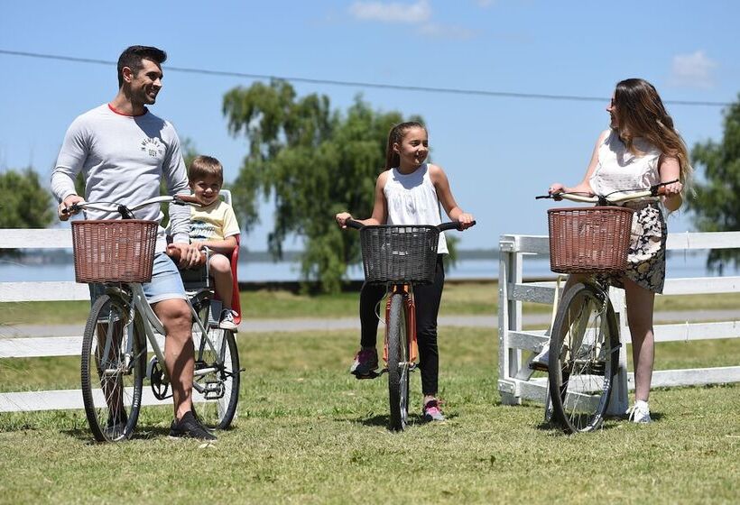 Otel Howard Johnson Chascomus