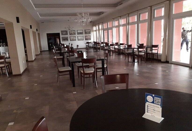 Hotel Howard Johnson Chascomus