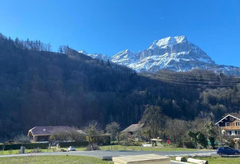 בית מלון כפרי Ibis Budget Sallanches Pays Du Mont-blanc