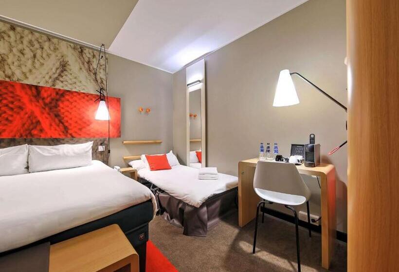 ホテル Ibis Gdansk Stare Miasto