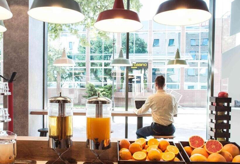 ホテル Ibis Gdansk Stare Miasto