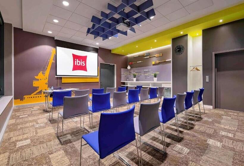 ホテル Ibis Gdansk Stare Miasto