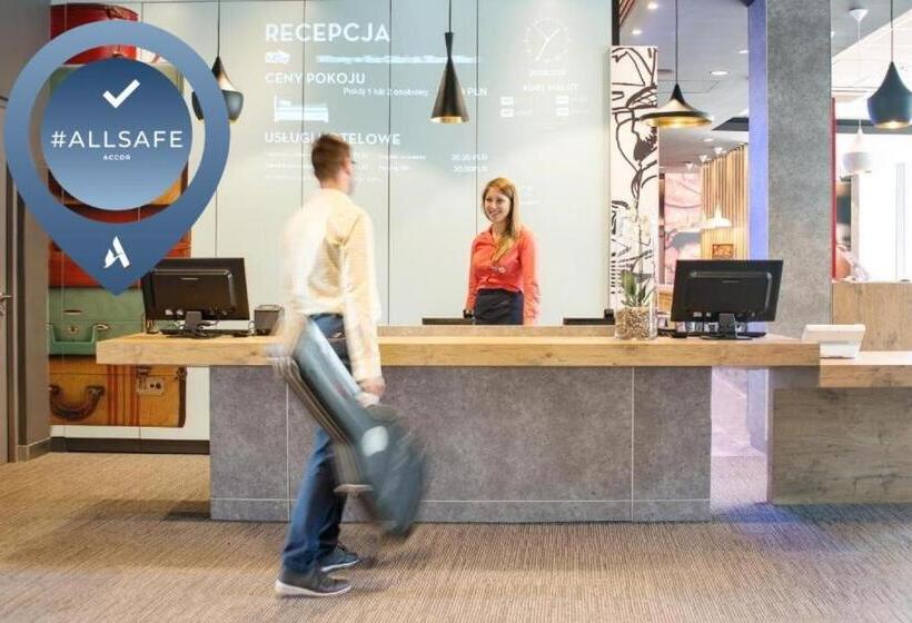 ホテル Ibis Gdansk Stare Miasto