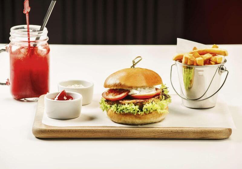 ホテル Ibis Gdansk Stare Miasto