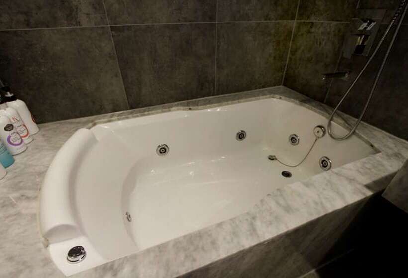 בית מלון כפרי Jeonju Mari