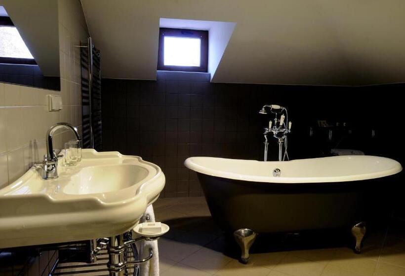 هتل Kabadoni Boutique