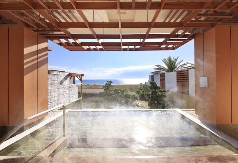 فندق Kamogawa Grand