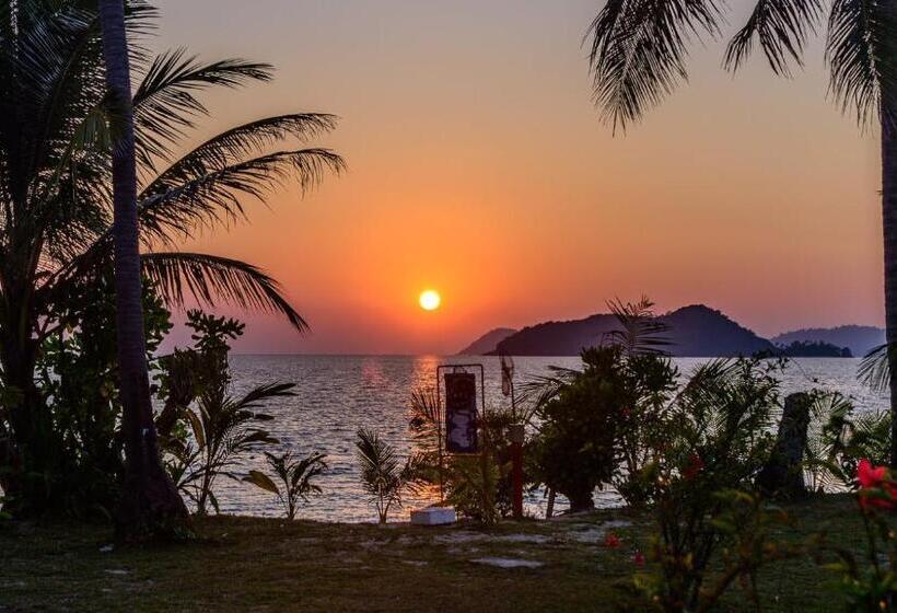 호텔 Lazy Day The Resort