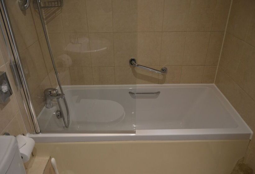 فندق Le Bouchon Brasserie &