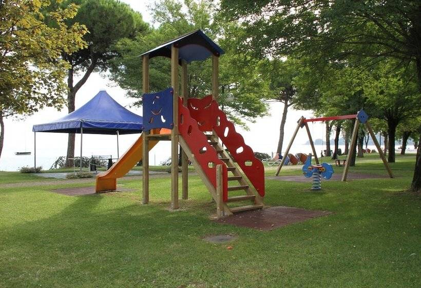 בית מלון כפרי Le Corti Del Lago