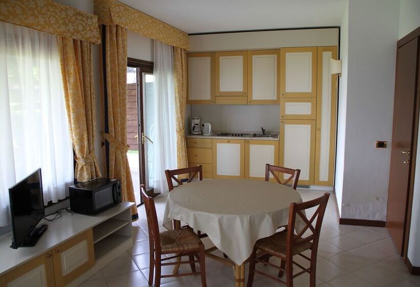 בית מלון כפרי Le Corti Del Lago