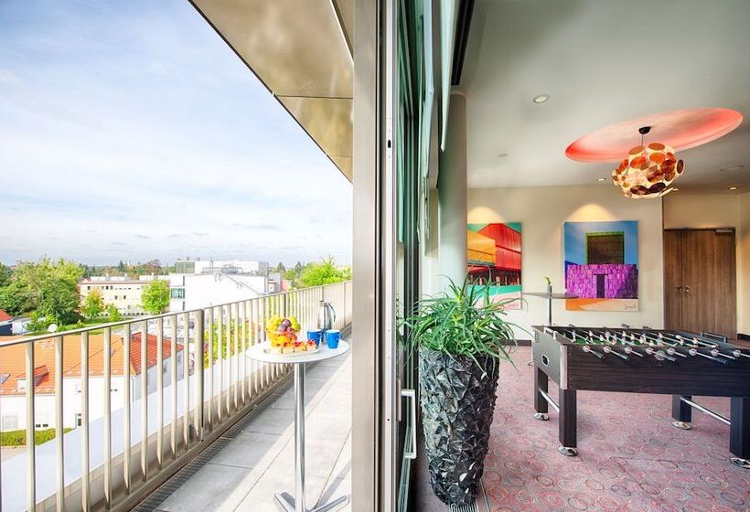 Leonardo Hotel Munich City South