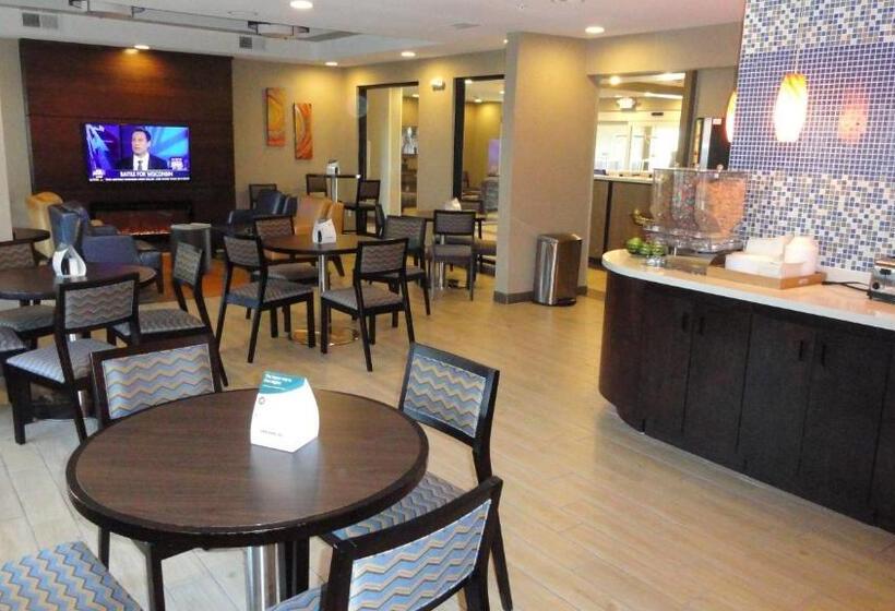هتل Mainstay Suites Midland