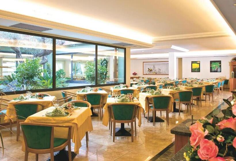 호텔 Majestic Palace