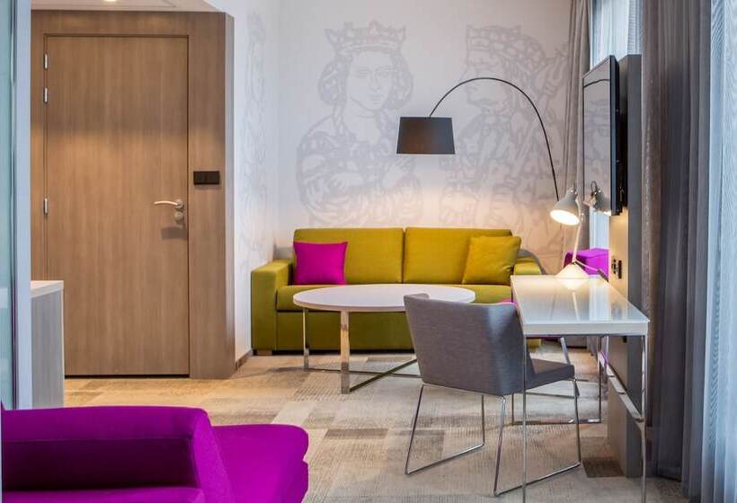 ホテル Mercure Krakow Stare Miasto