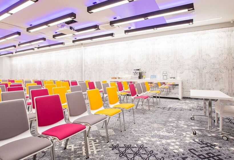 ホテル Mercure Krakow Stare Miasto