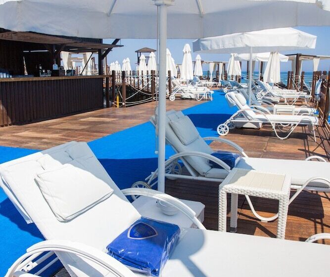 Merit Royal Premium Hotel Casino & Spa