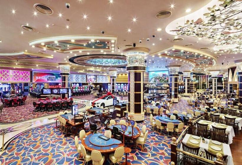 Merit Royal Premium Hotel Casino & Spa