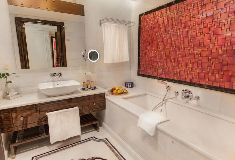 Merit Royal Premium Hotel Casino & Spa