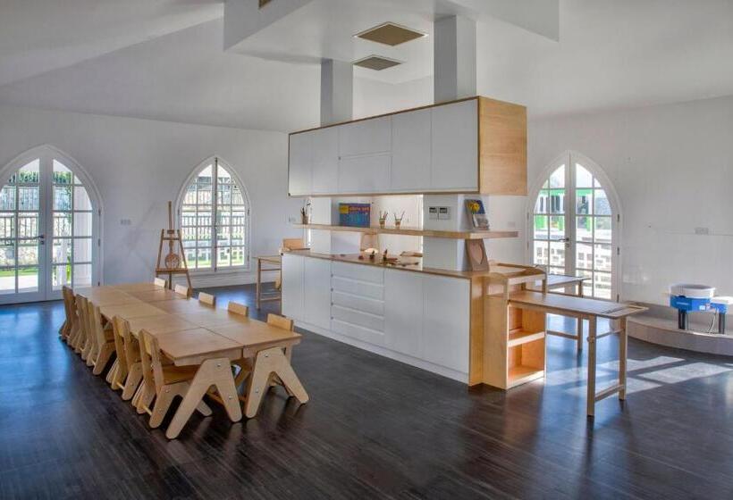 Merit Royal Premium Hotel Casino & Spa