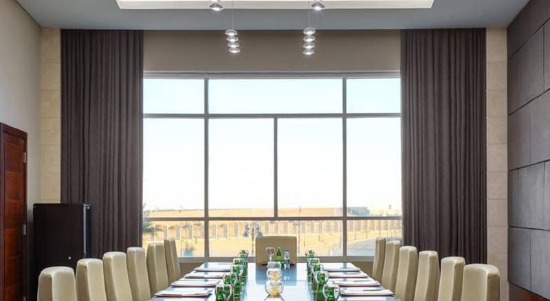 호텔 Millennium Hail