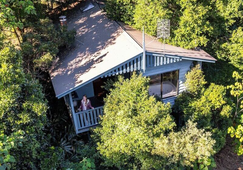 בית מלון כפרי Montville Country Cabins